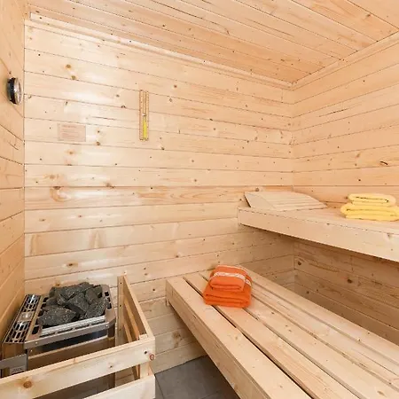 Min Huus * نايهالينجازييل